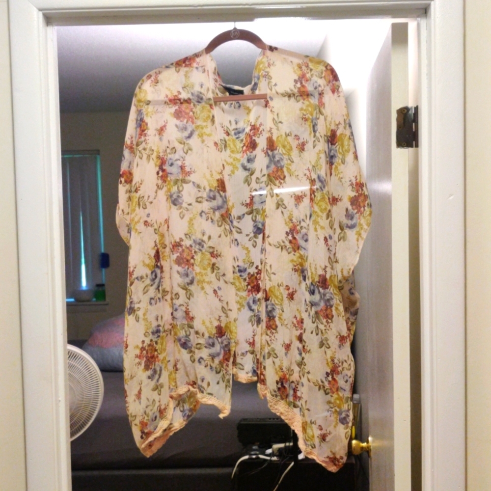 Mason & Mackenzie kimono wrap top size XL